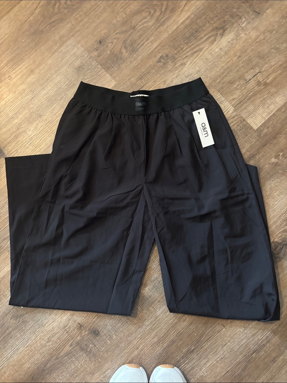 Women’s black athleisure work pants